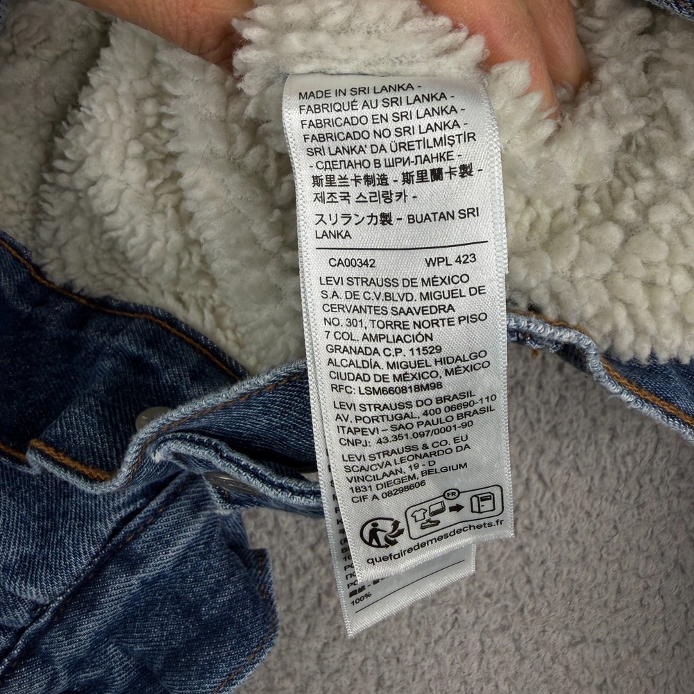 Levis Jacket Mens Small Premium Denim  Blue Jean Sherpa Trucker Snap Button - Picture 6 of 8